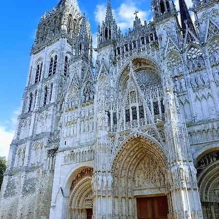 Saint Lo